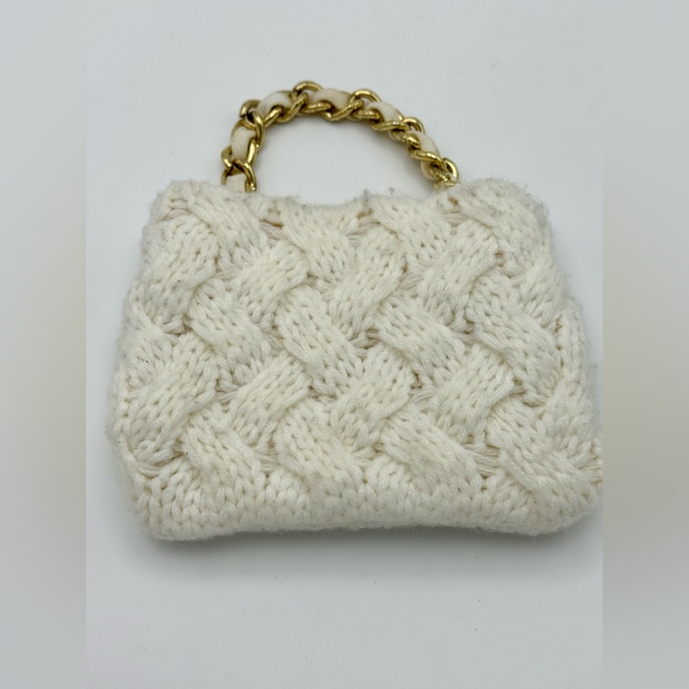 GAP Kids Cream Knit Bag with Gold Chain